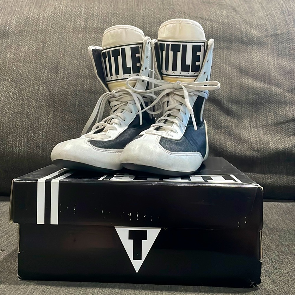 Title Speed-Flex Encore Mid Boxing Shoes Kids 3 White